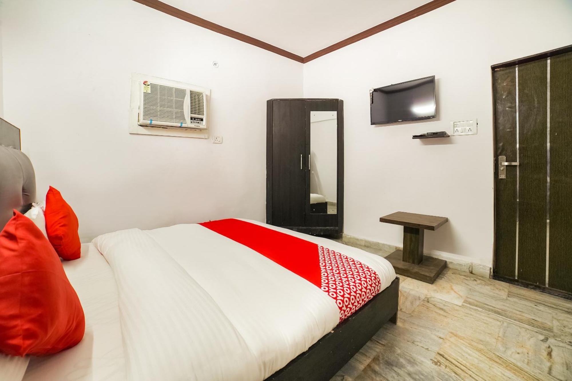 Oyo Hotel Konark Inn Bareilly Exterior photo