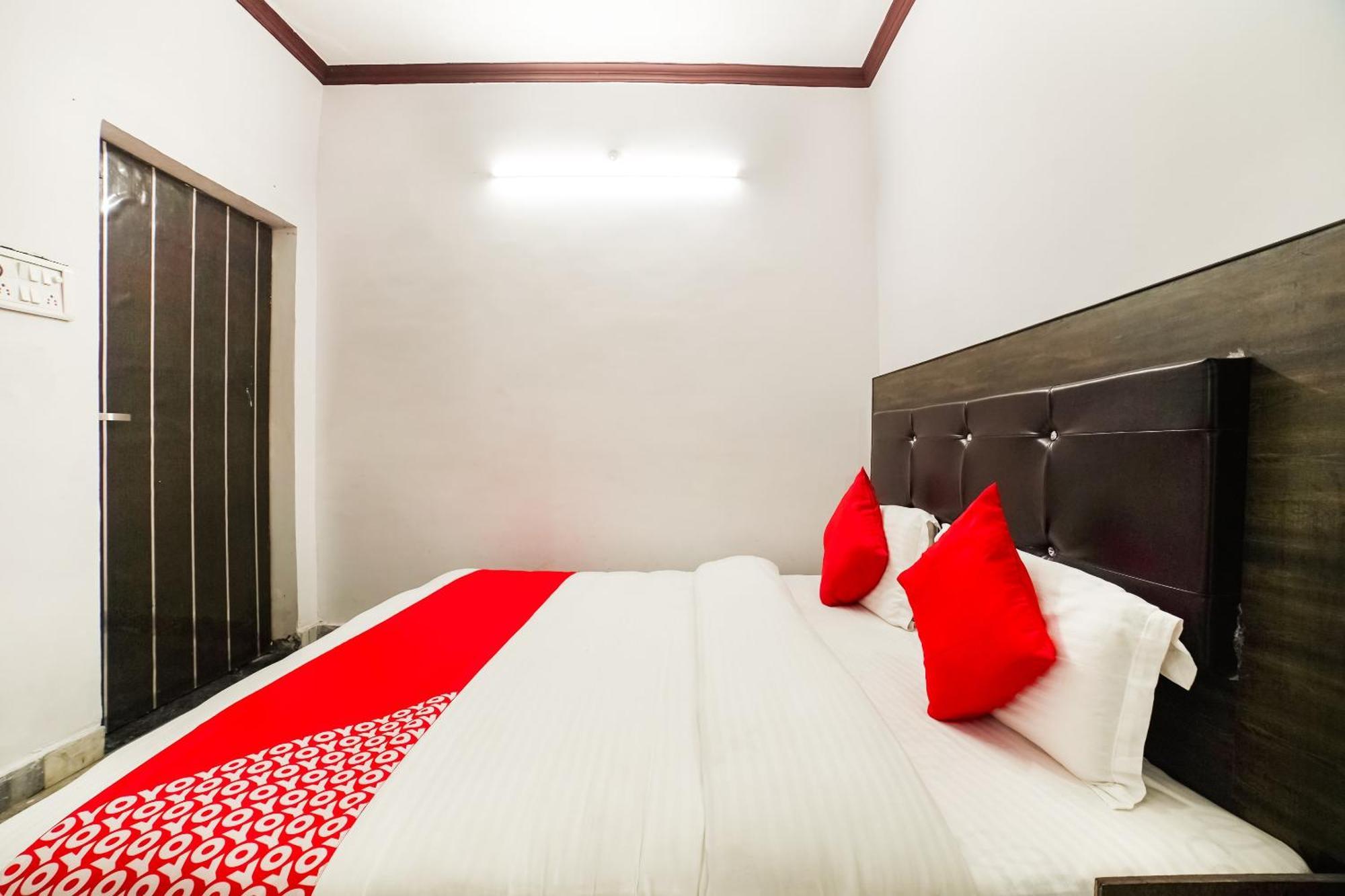 Oyo Hotel Konark Inn Bareilly Exterior photo